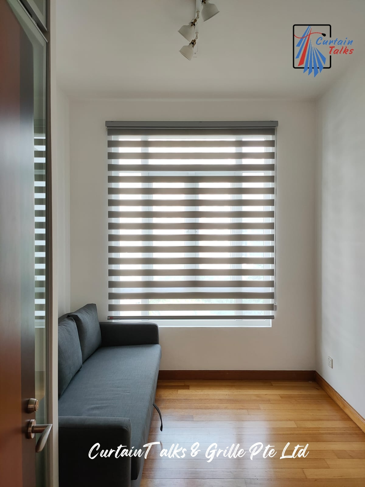 This is a Picture of Dimmer Korean combi Blinds at Singapore 100 Robertson Quay